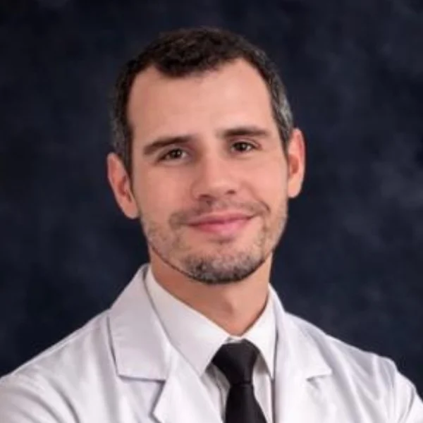 Dr. Everton Lucas — Psiquiatria